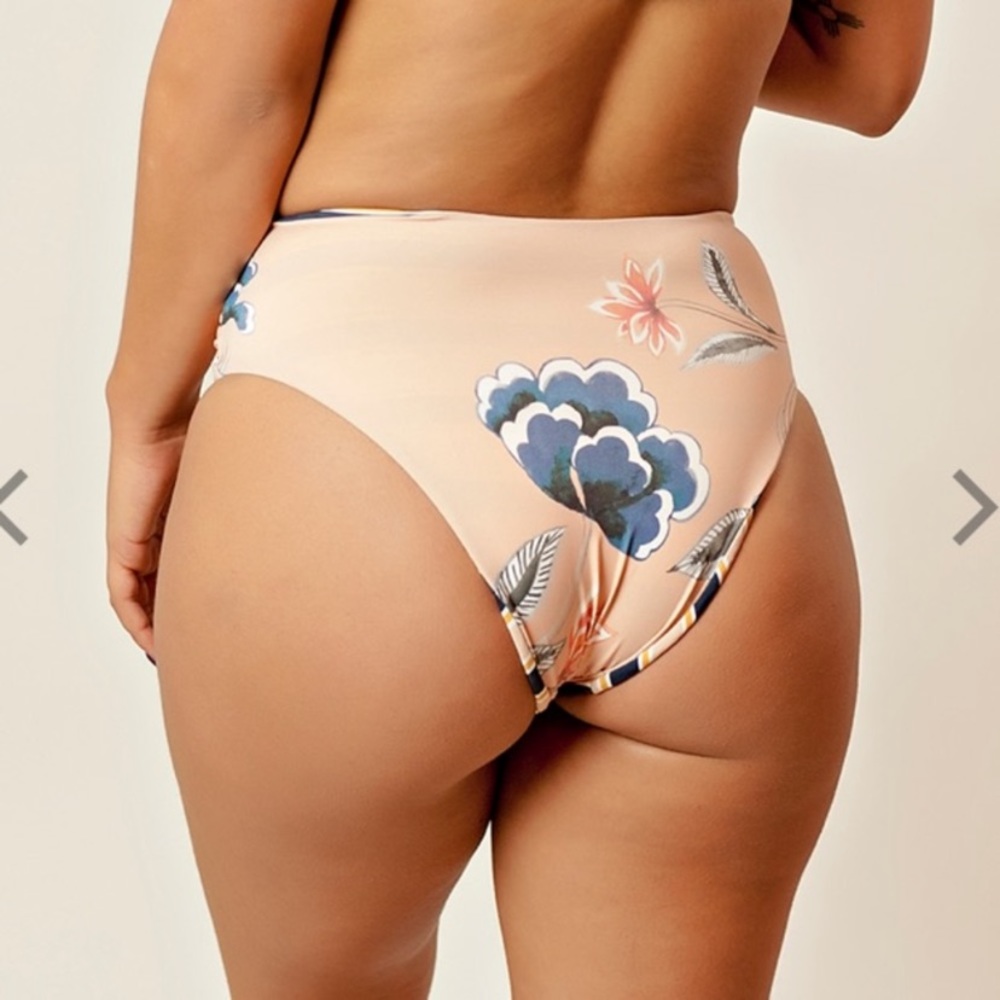 Strange Bikinis • high tied bikini bottoms 2019